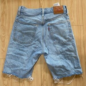 Levi’s 501 Distressed Denim Biker Short - W25